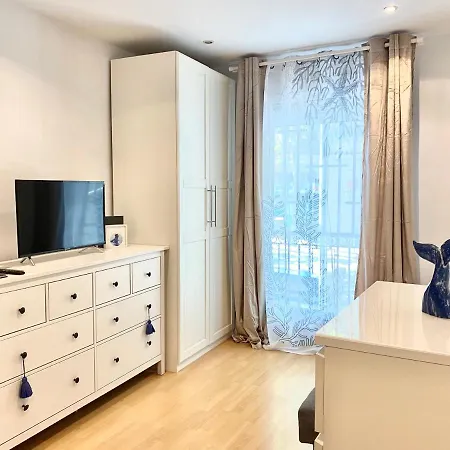 Apartment Near Center